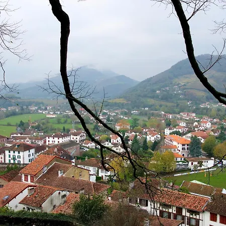D'hotes Garicoitz Bed and breakfast