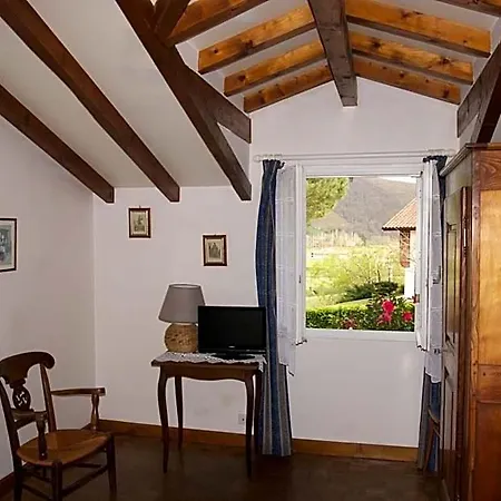D'hotes Garicoitz Bed & Breakfast 3*